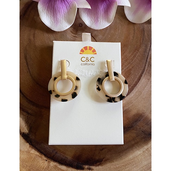 NIB C&C California Acrylic Tortoiseshell Earrings - Picture 3 of 5